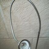 Reading floor lamp