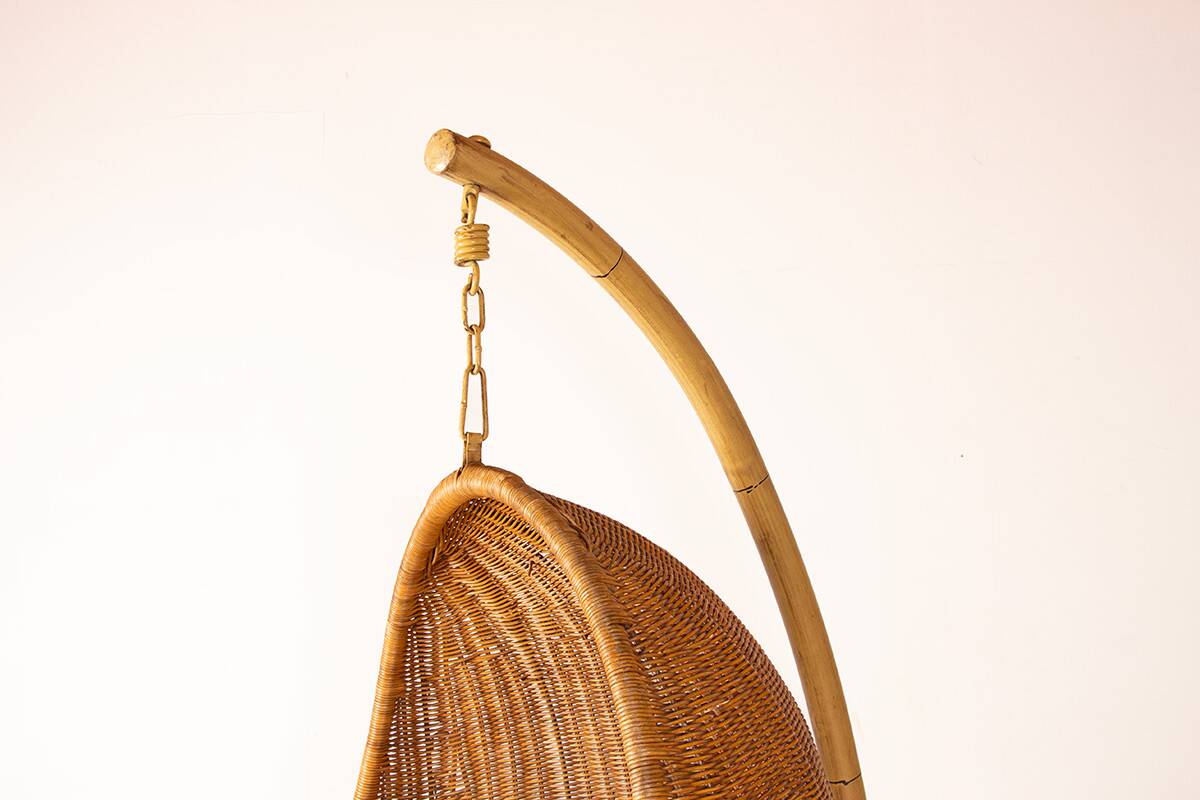 Danish armchair in woven rattan, with its metal stand, Nana Ditzel.