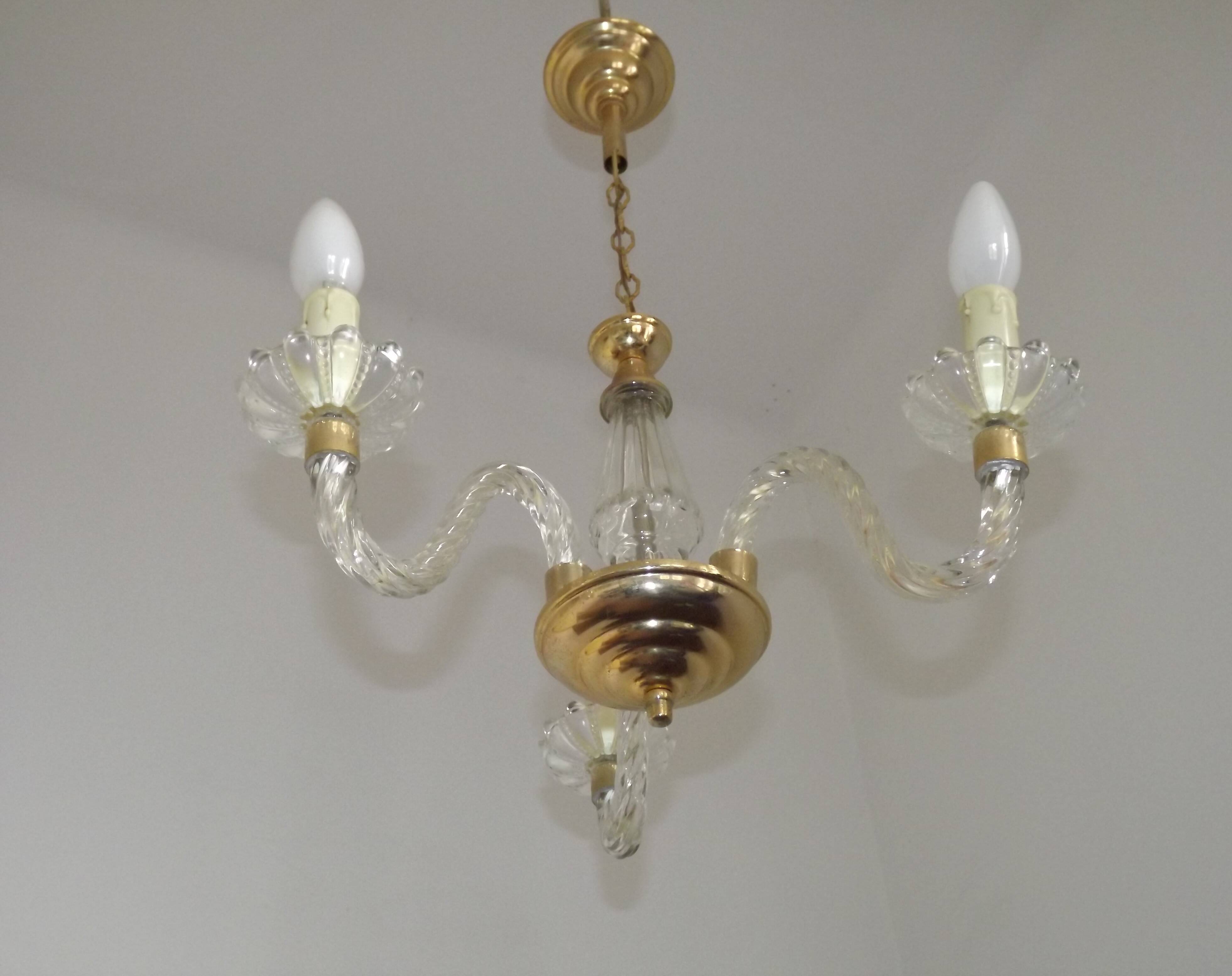 Three-light chandelier in gold metal with twisted glass arms French Barley 5230