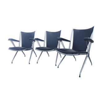 3 fauteuils en skaï noir années 50
