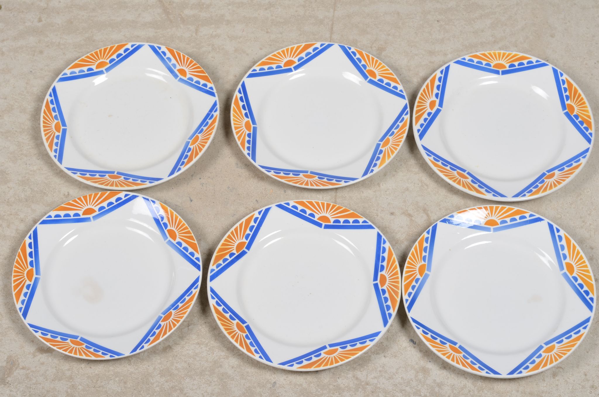Dessert plates iron land