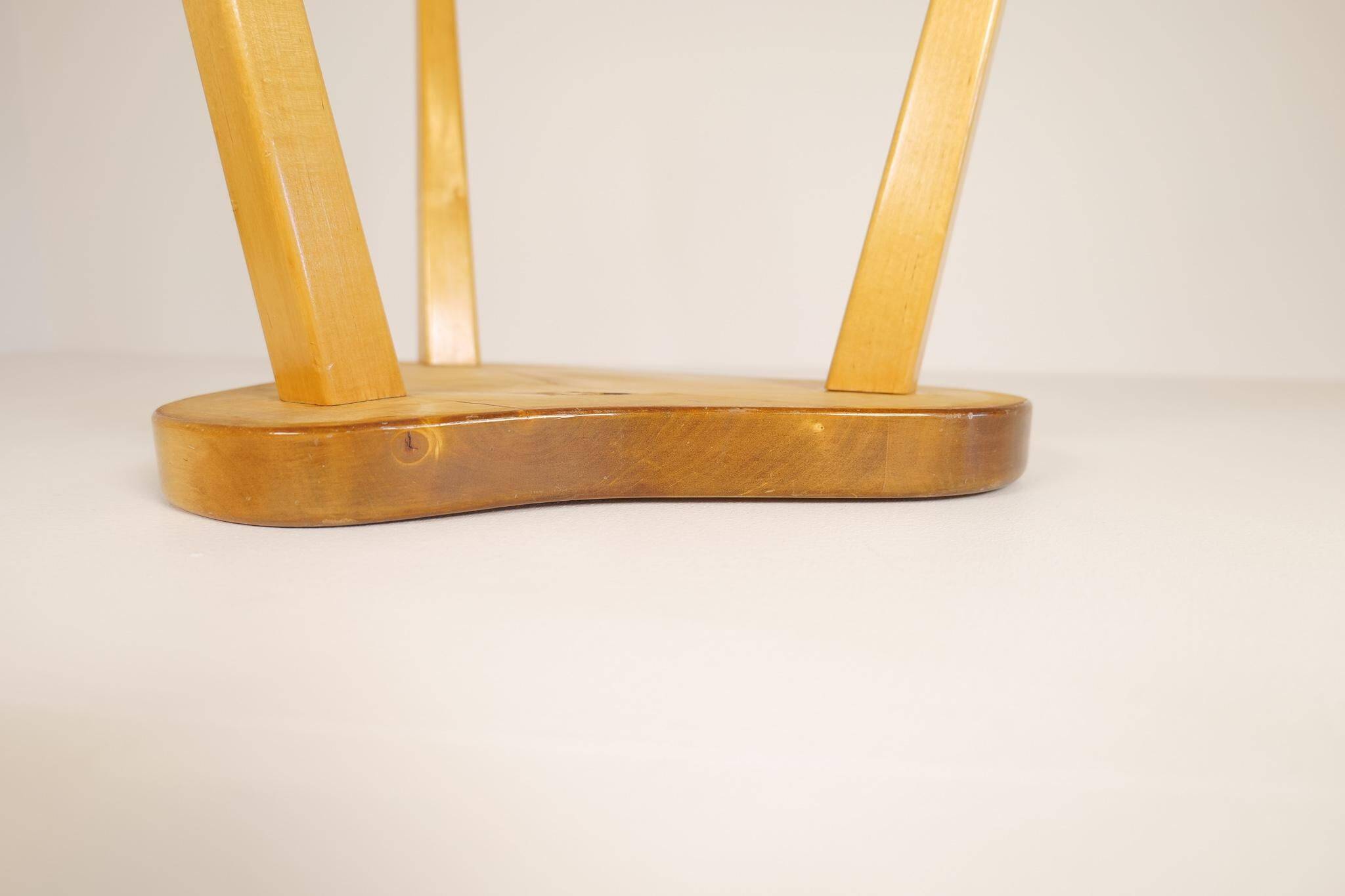 Modern Swedish Scandinavian stool in lacquered birch, 1970s.