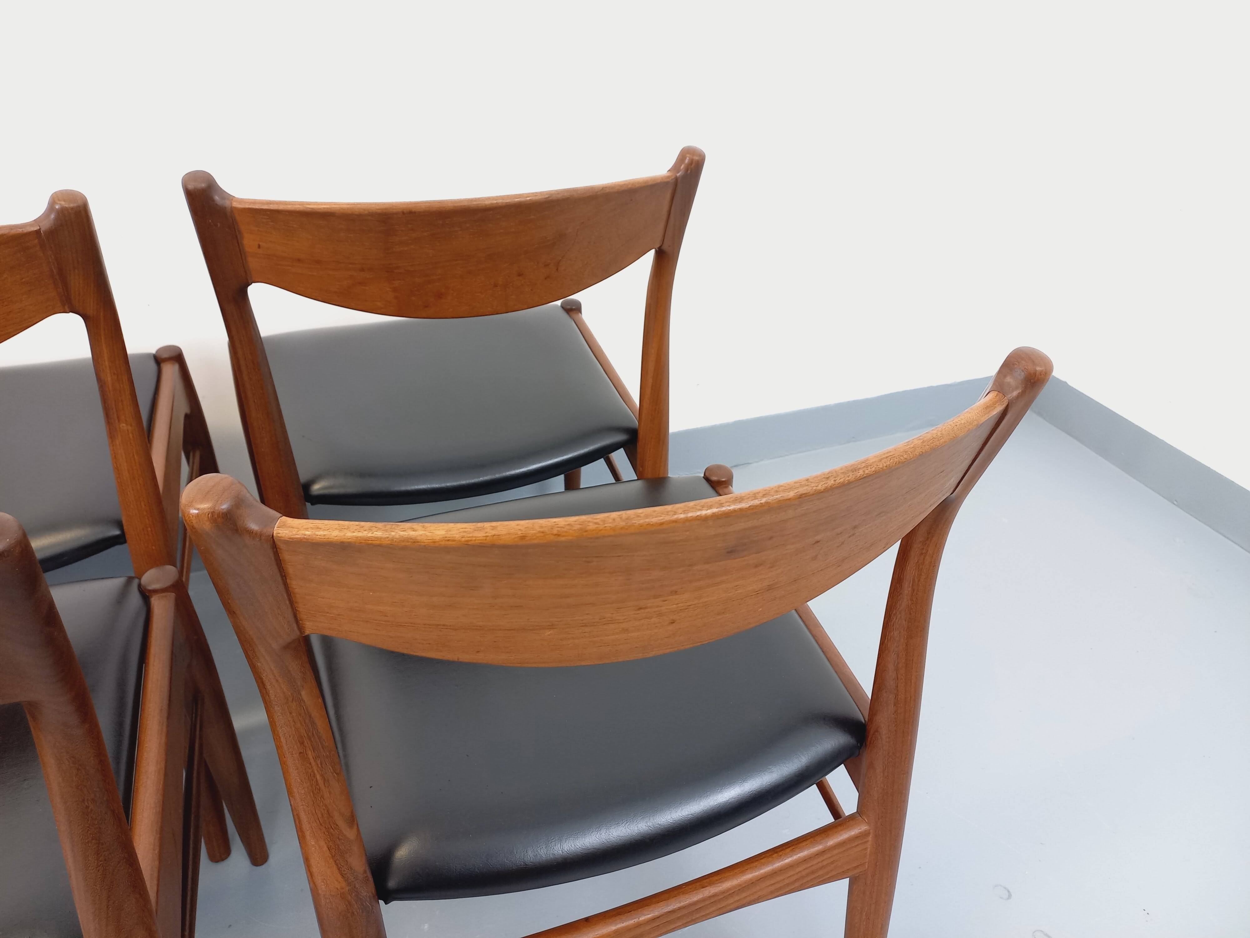 6 vintage Danish Scandinavian chairs by Aerthoj Jensen & Molholm in teak.