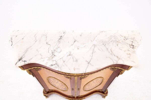 Commode à plateau en pierre, Europe occidentale, première moitié du XXe siècle