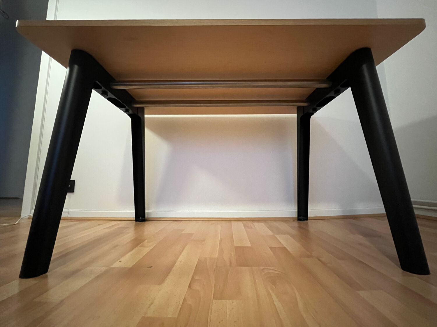 TipToe Desk New Modern