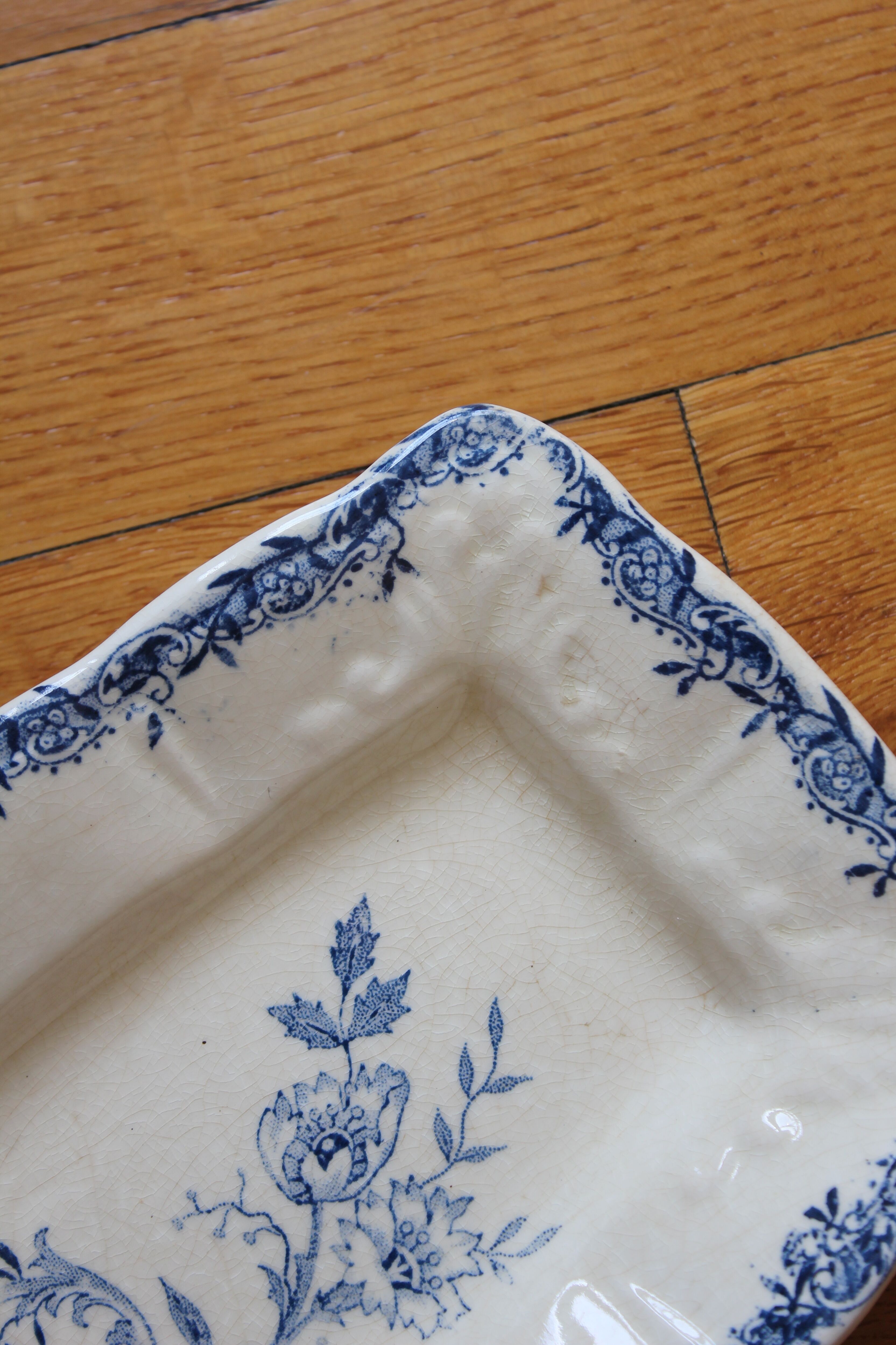 Ironware dish "Montespan" model Clairefontaine early 20th century