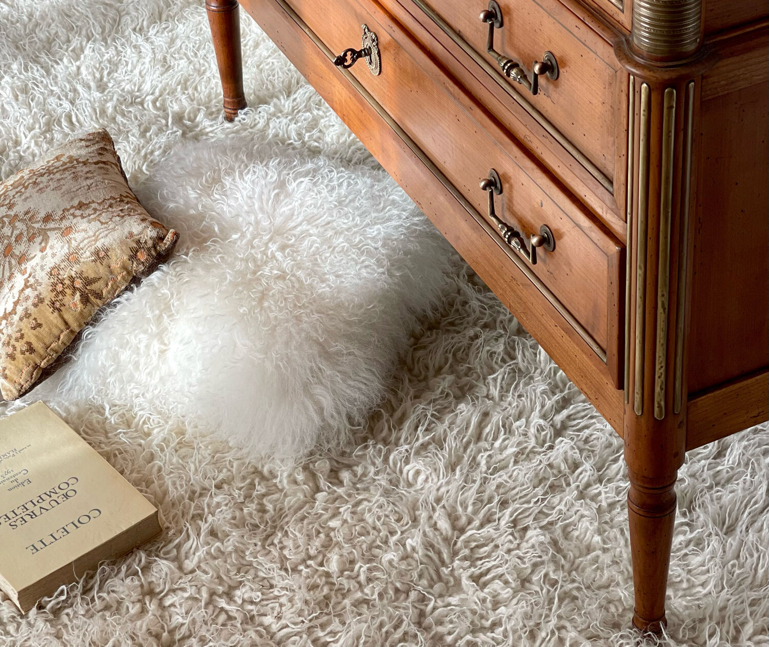 Commode bois et laiton