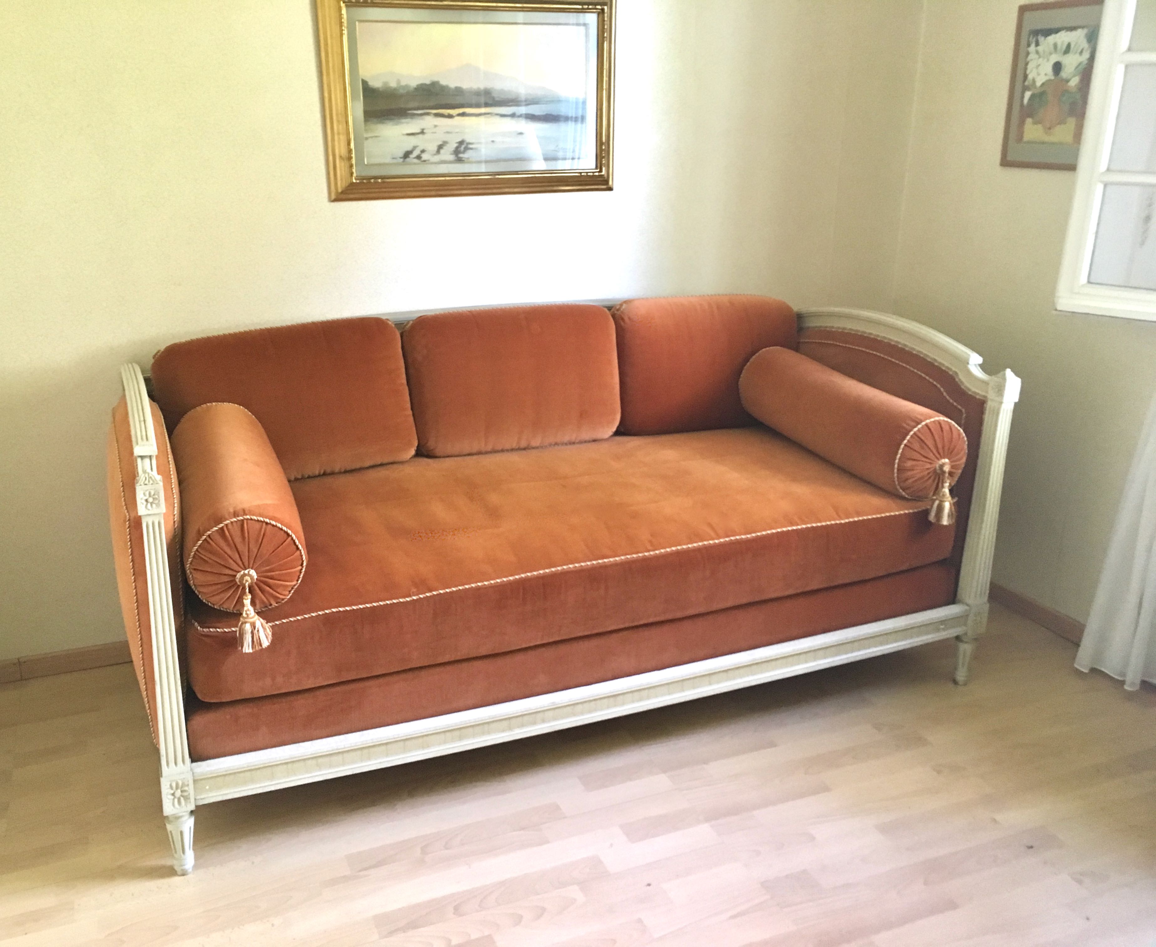 Sofa bed wood and velvet