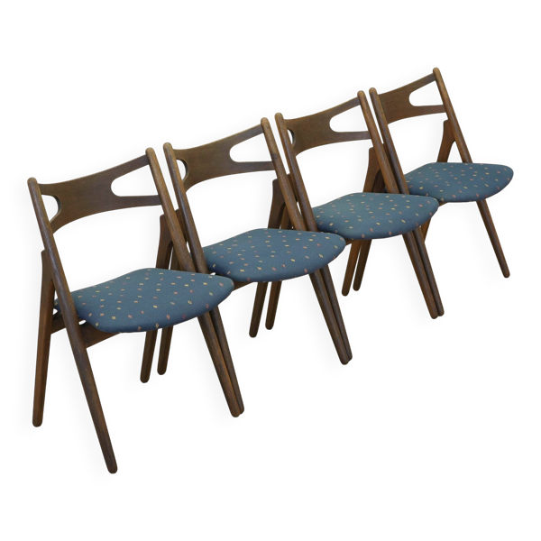 Ensemble de quatre chaises en chêne, design danois, années 1960, designer : Hans J. Wegner — Beyit