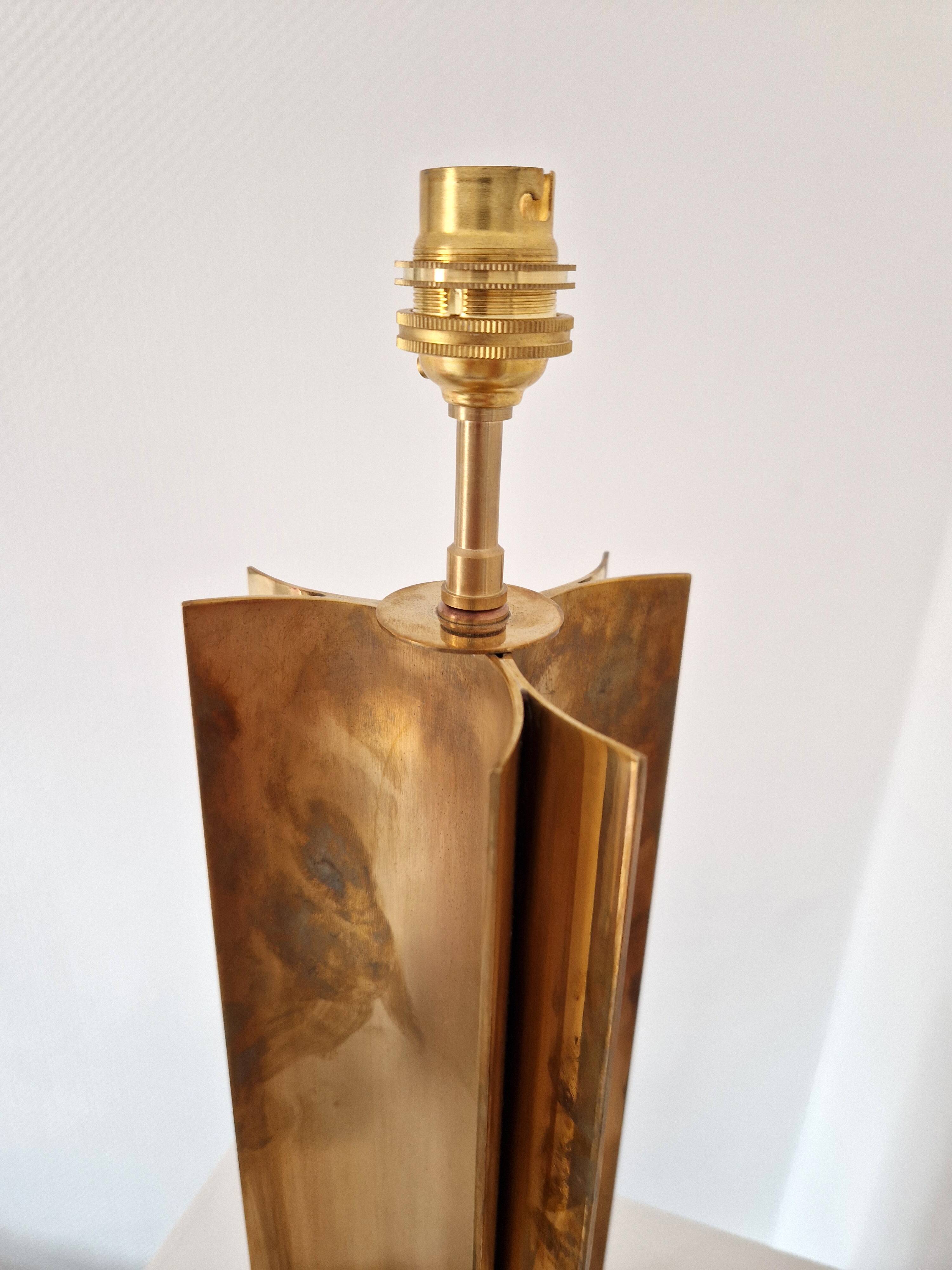 Vintage geometric brass lamp foot, Italy circa 1970