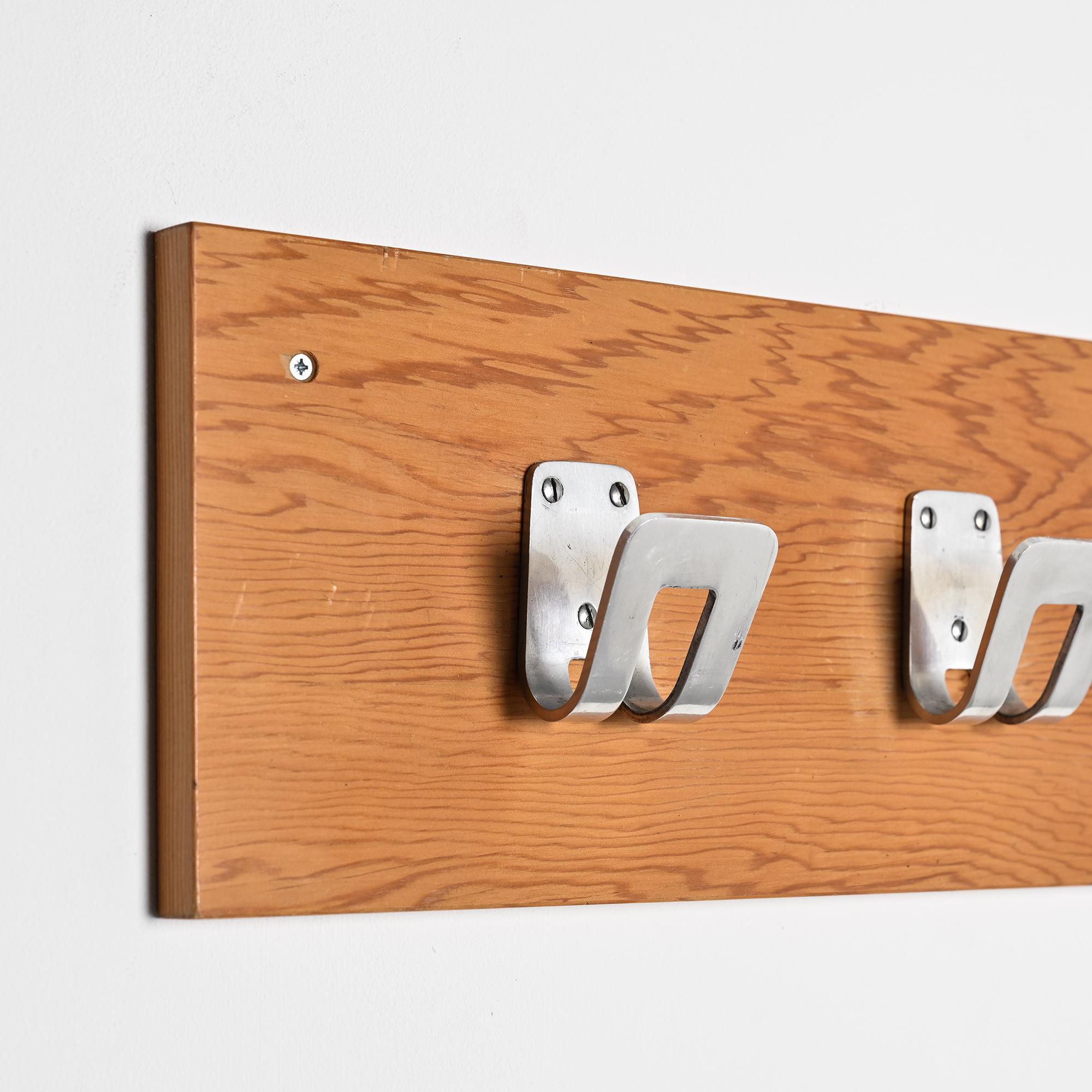 Wall coat rack by Pierre Guariche for La Plagne, around 1968.