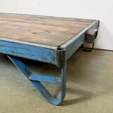 Grand chariot table basse industrielle bleue, 1960