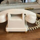 Téléphone vintage en bakelite