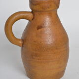 Carafe en grès brute