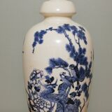 Ceramic lamp with Asian decoration with matching lampshade.