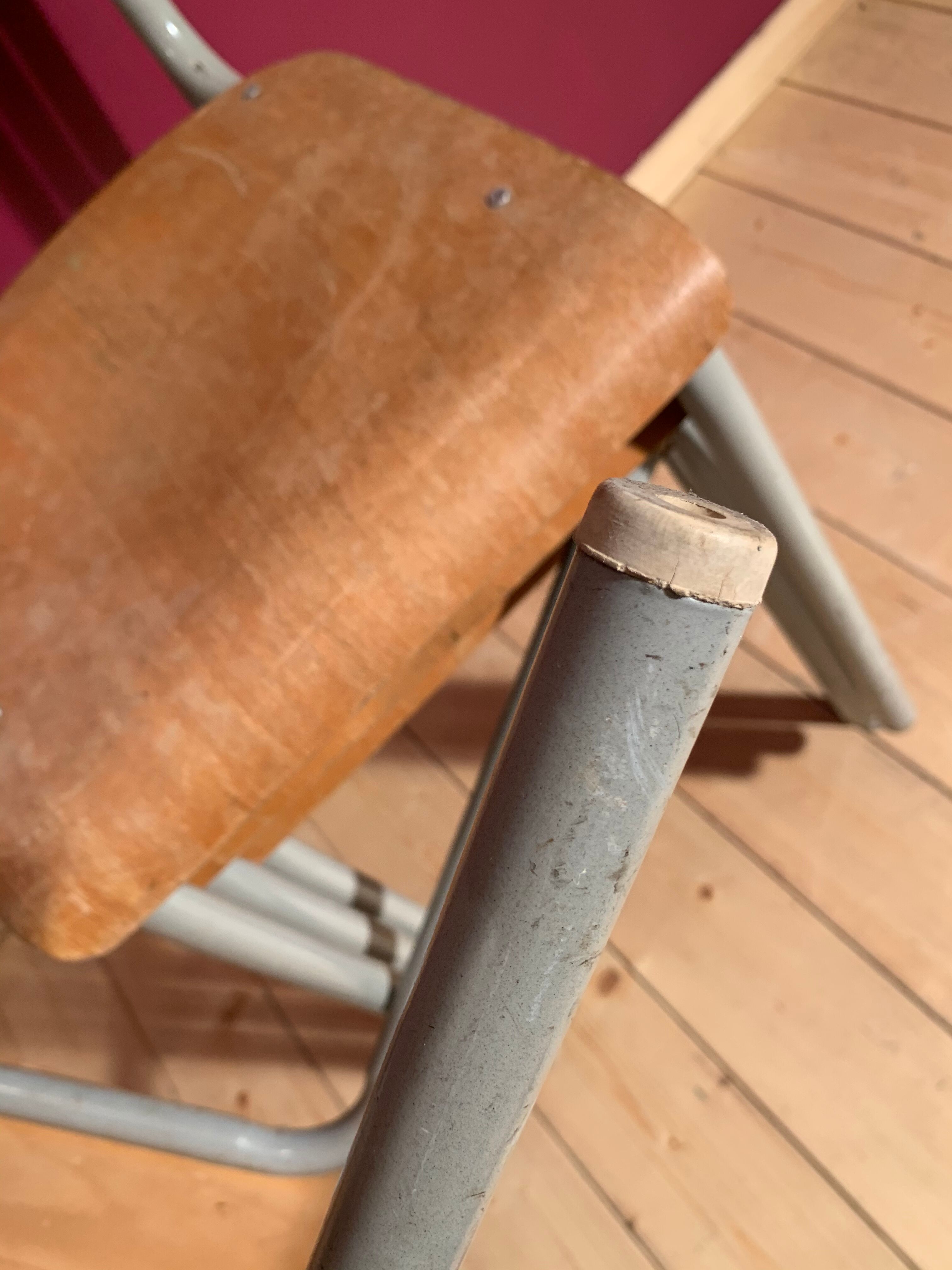 Lot of 6 mullca chairs