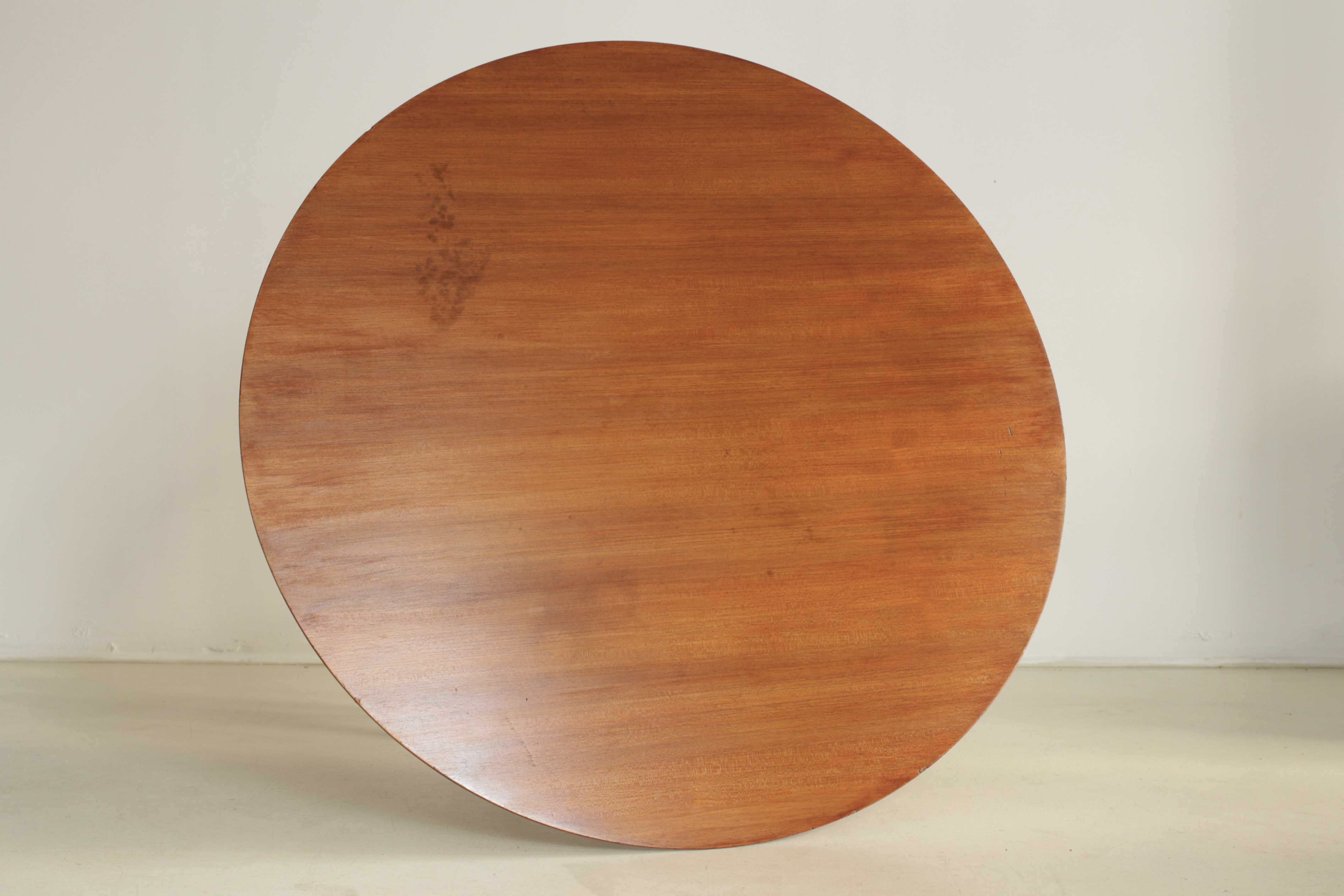 Table ronde par Charles Eames Herman Miller 1950