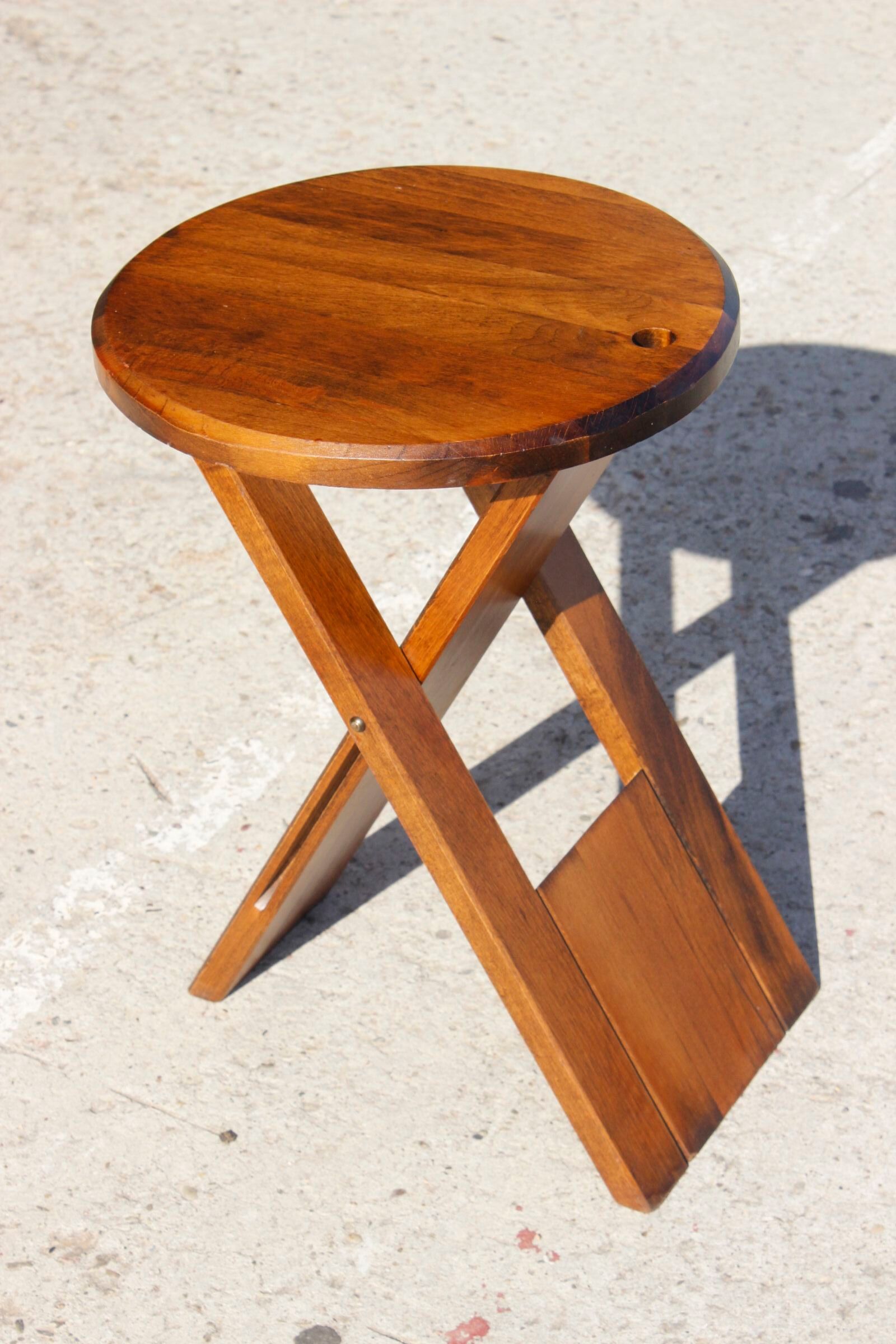 Stool model "suzy" design Adrian Reed