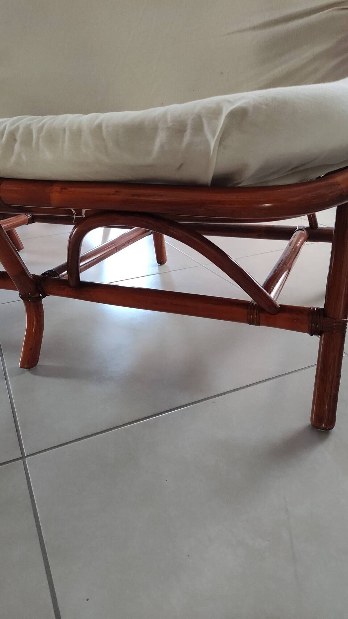 Sofa armchairs and coffee table in vintage rattan of six pieces