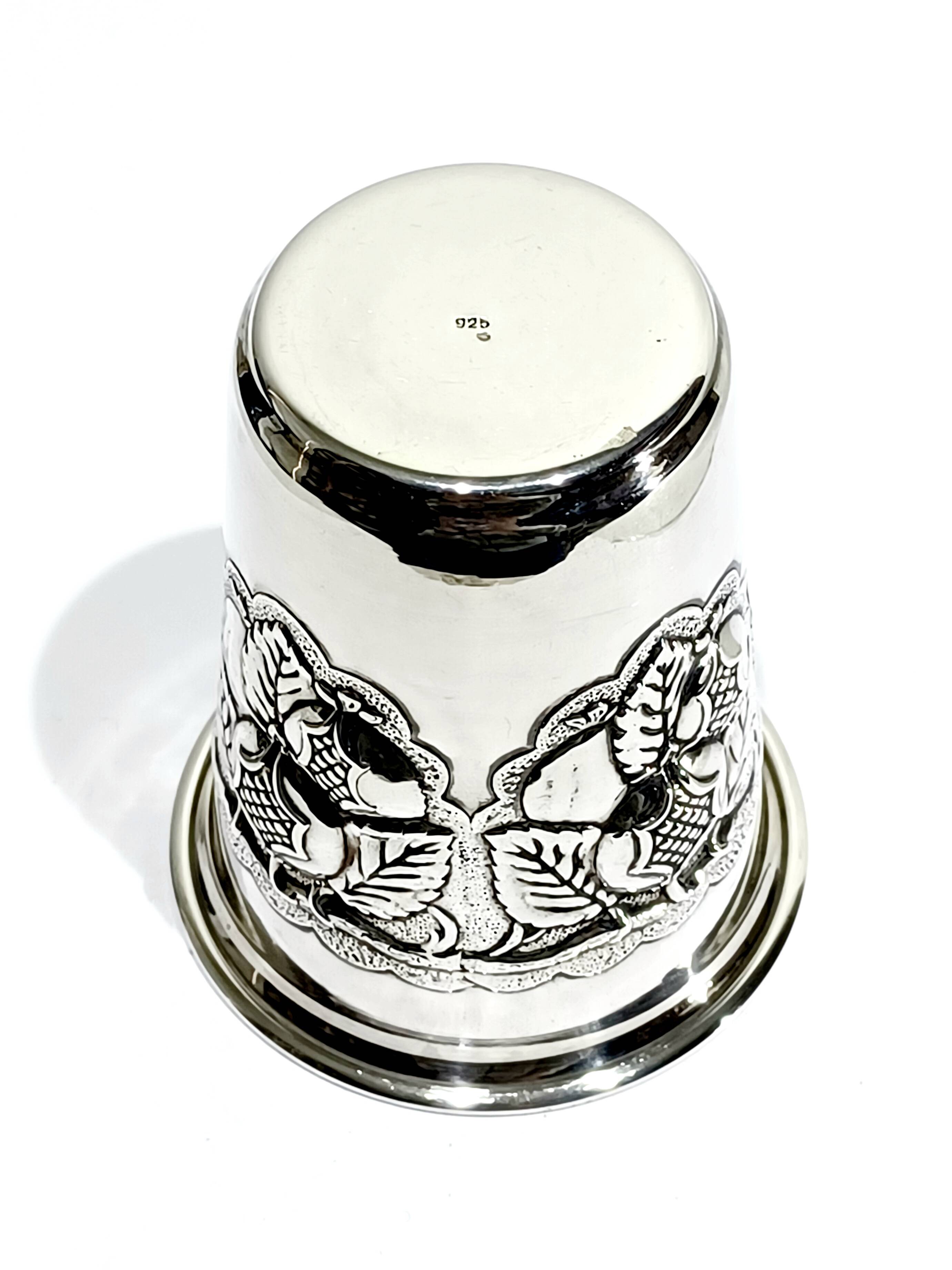 Timbale en argent massif grappes de raisin
