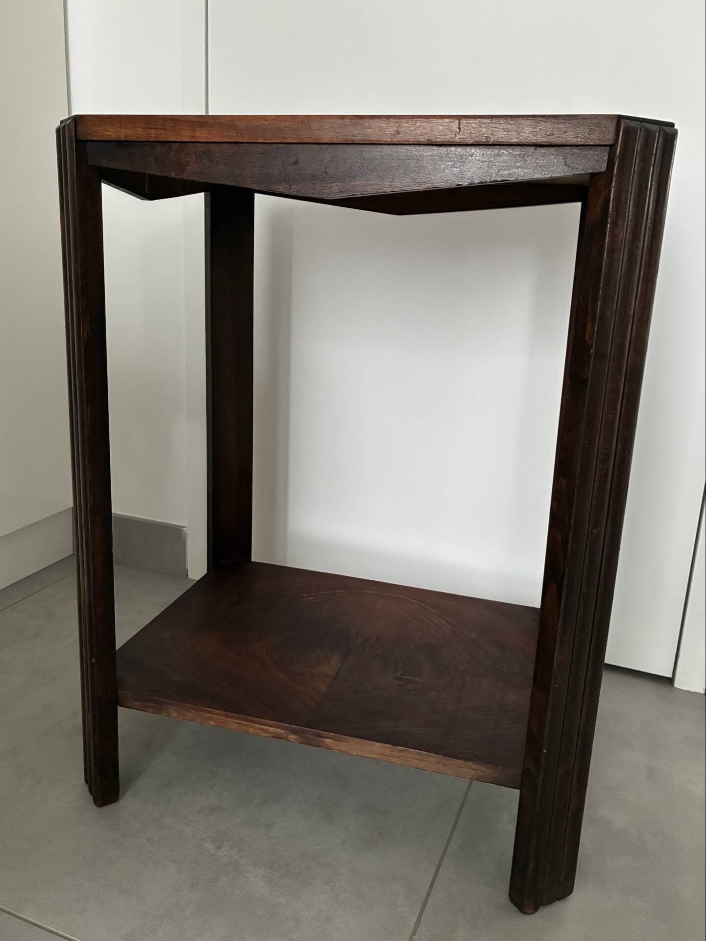 Art Deco Console 1930 walnut veneer.