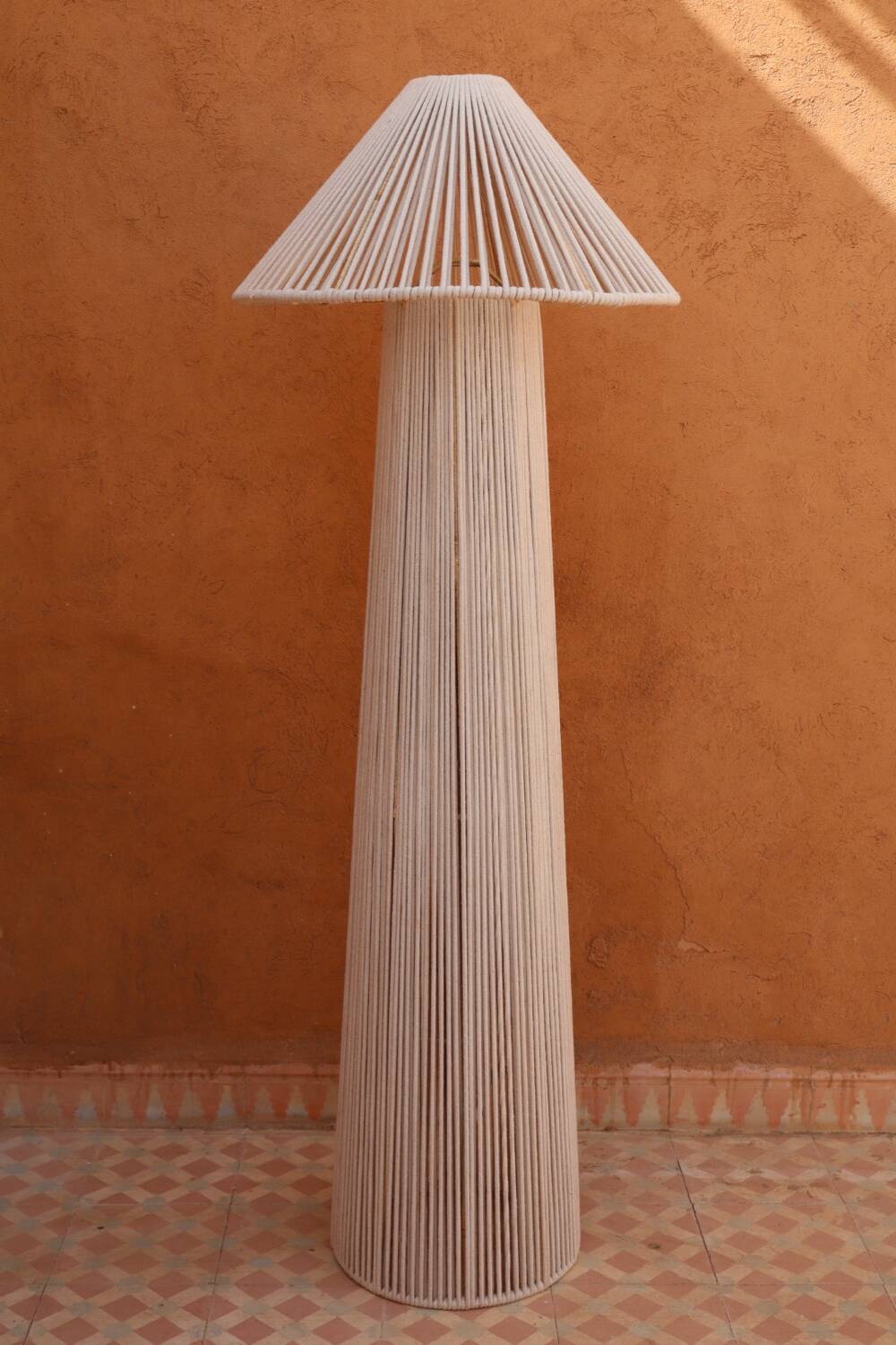Off-white cotton hat floor lamp