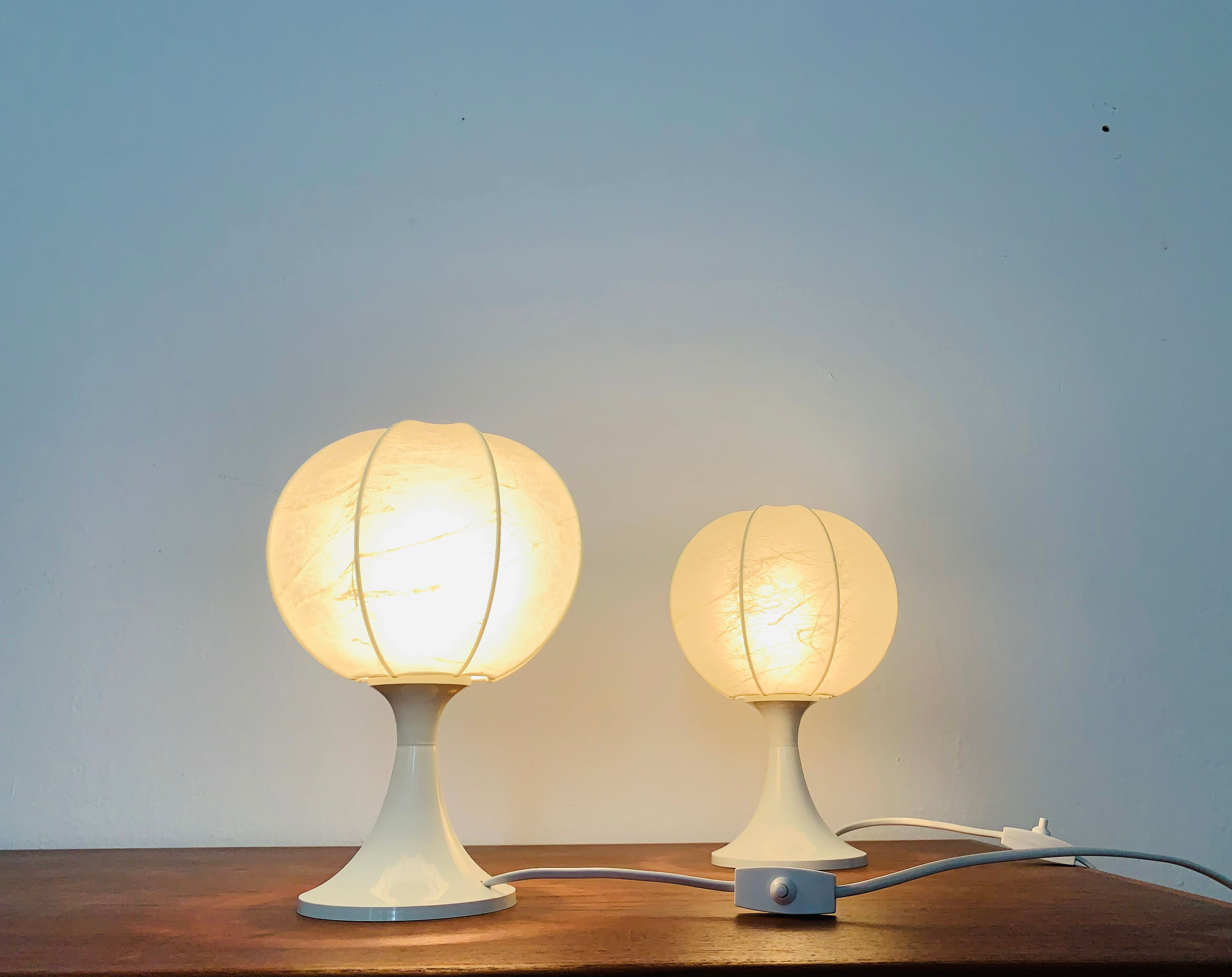 Cocoon table lamps
