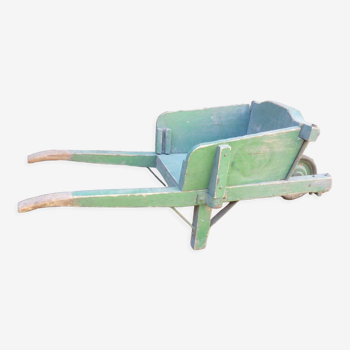 Children's wheelbarrow