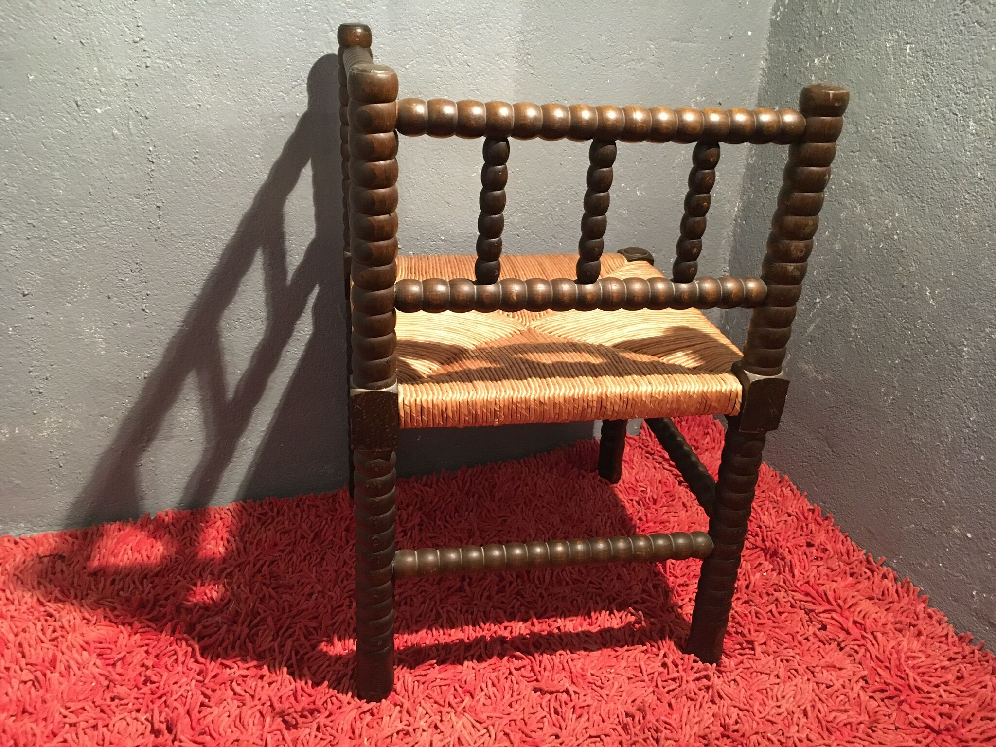 Straw corner armchair