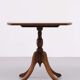 Table d'appoint Bevan Funell Reprodux Angleterre des années 1970