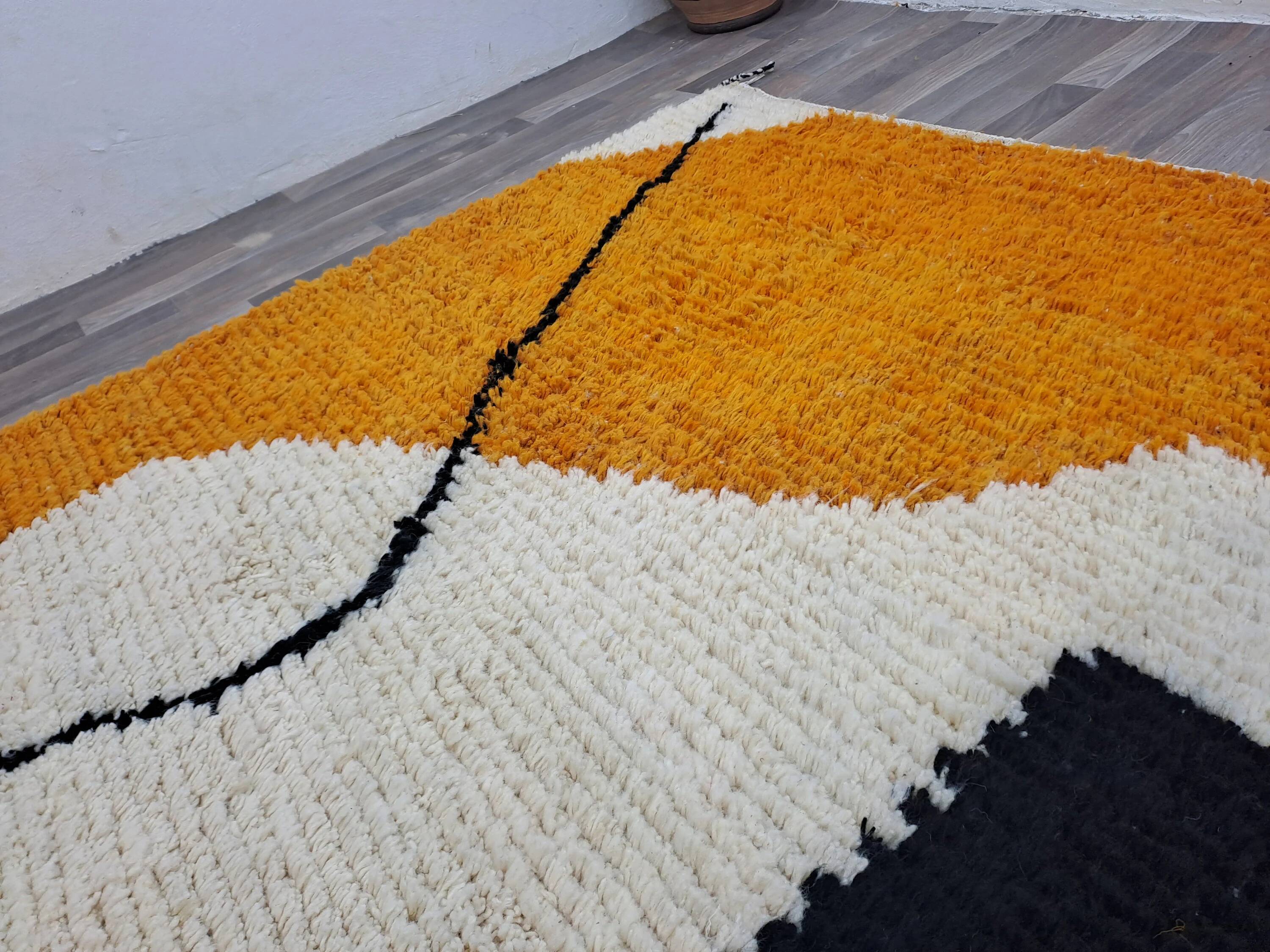 Handmade natural Berber rug 3x2 m