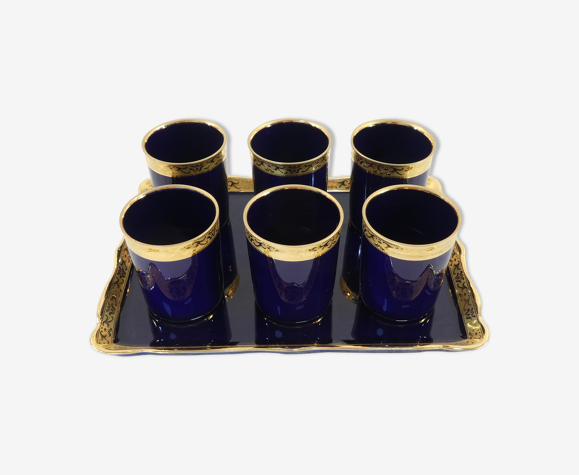Service plateau et timbale en porcelaine de LIMOGES bleu de four et doré