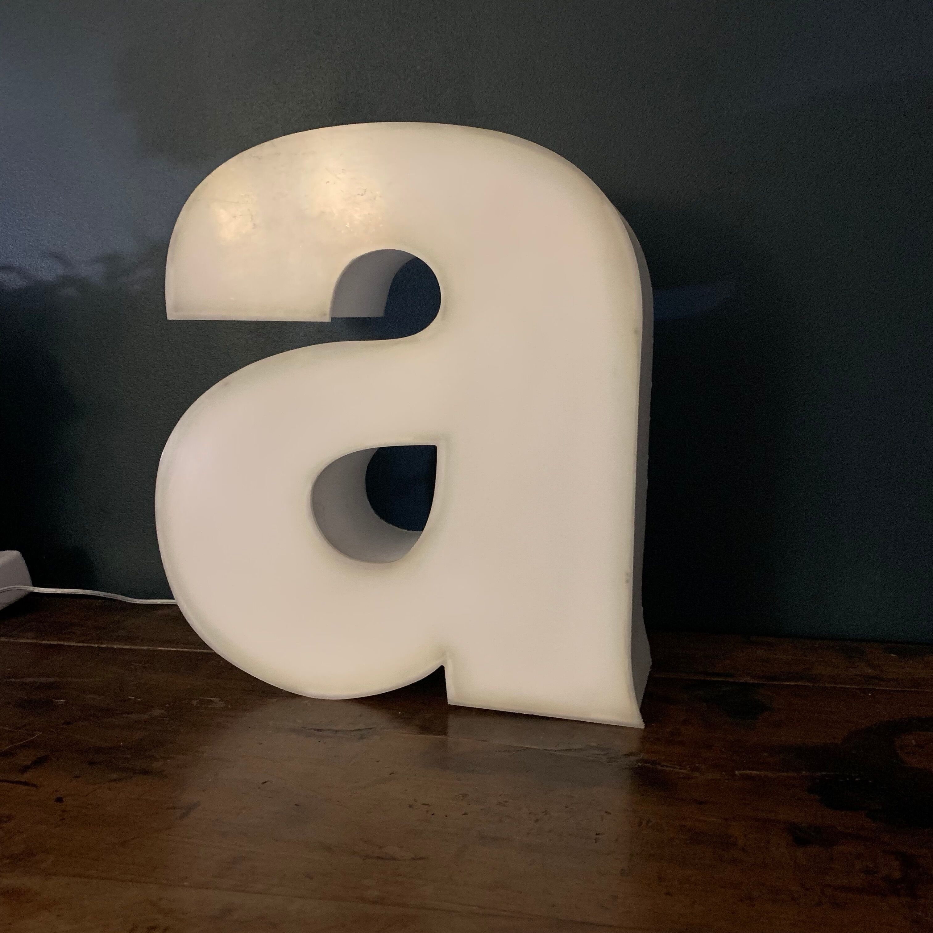 Lettre d'enseigne lumineuse