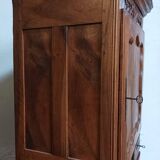 Louis XV standing man in walnut 18th century