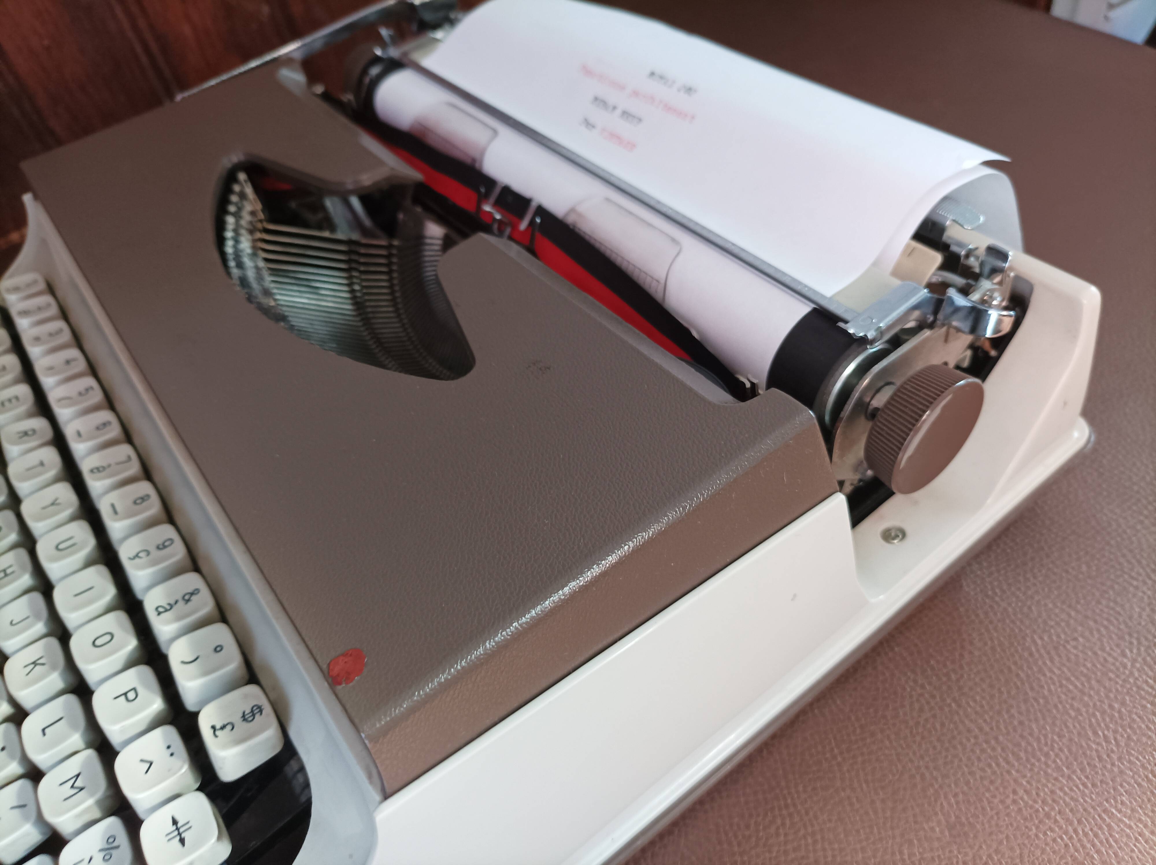 Royal 203 cappuccino & cream revised new ribbon