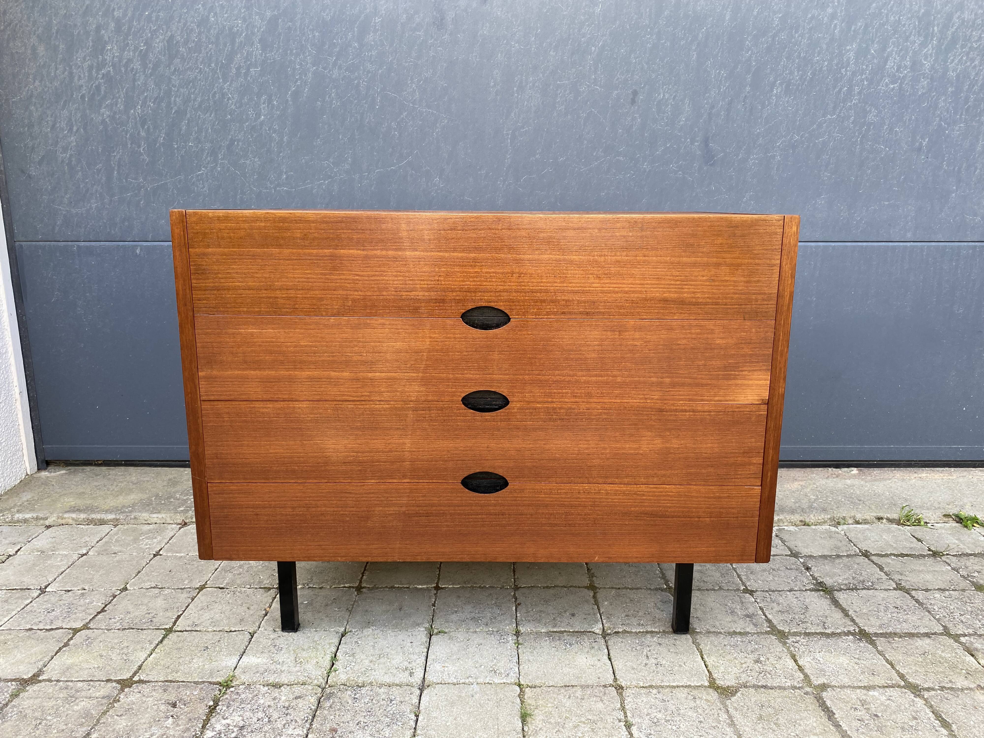 Commode/coiffeuse de Joseph-André Motte