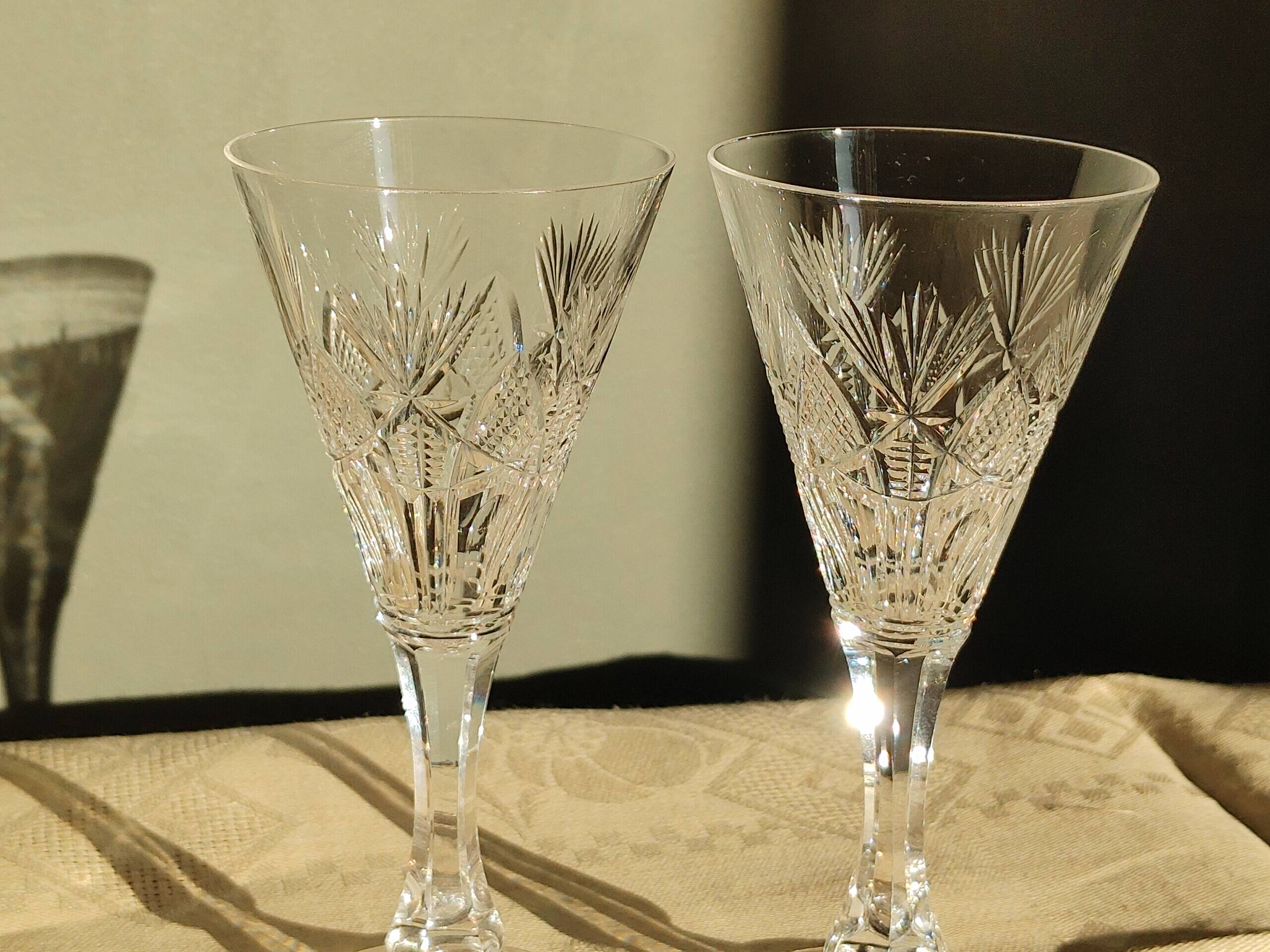 Saint louis 2 Port/white wine glasses Cut crystal