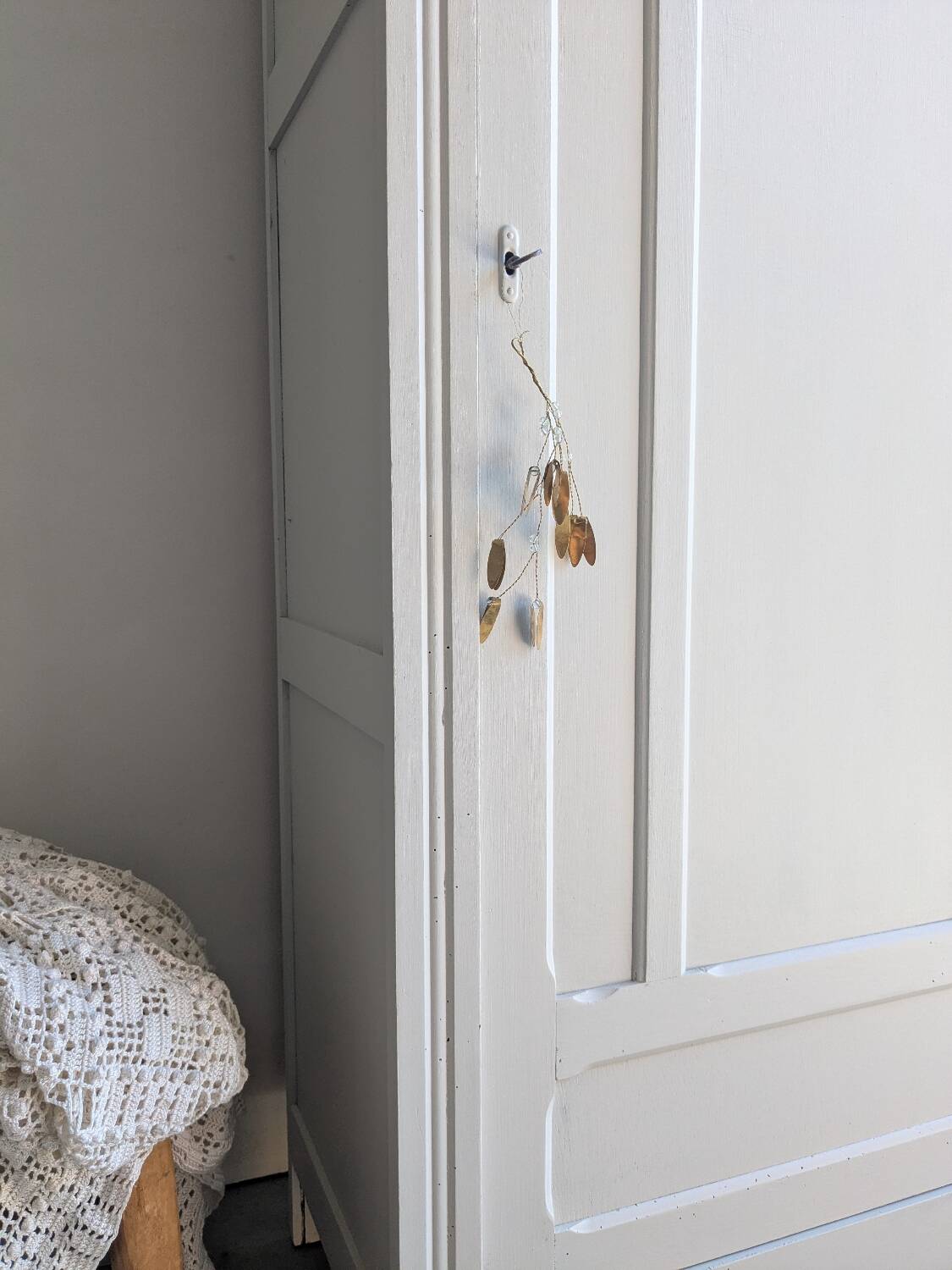 Armoire parisienne