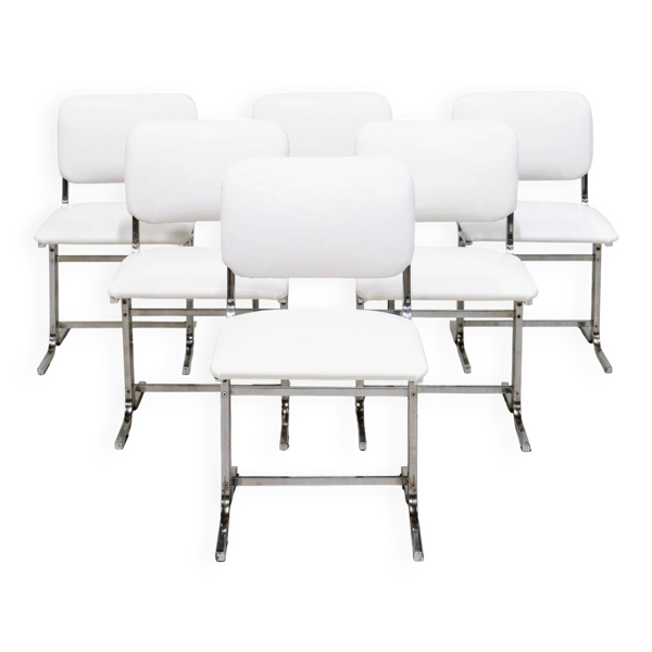 Six chaises. Italie années 70