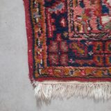 Hand-knotted Persian rug 140 x 72 cm