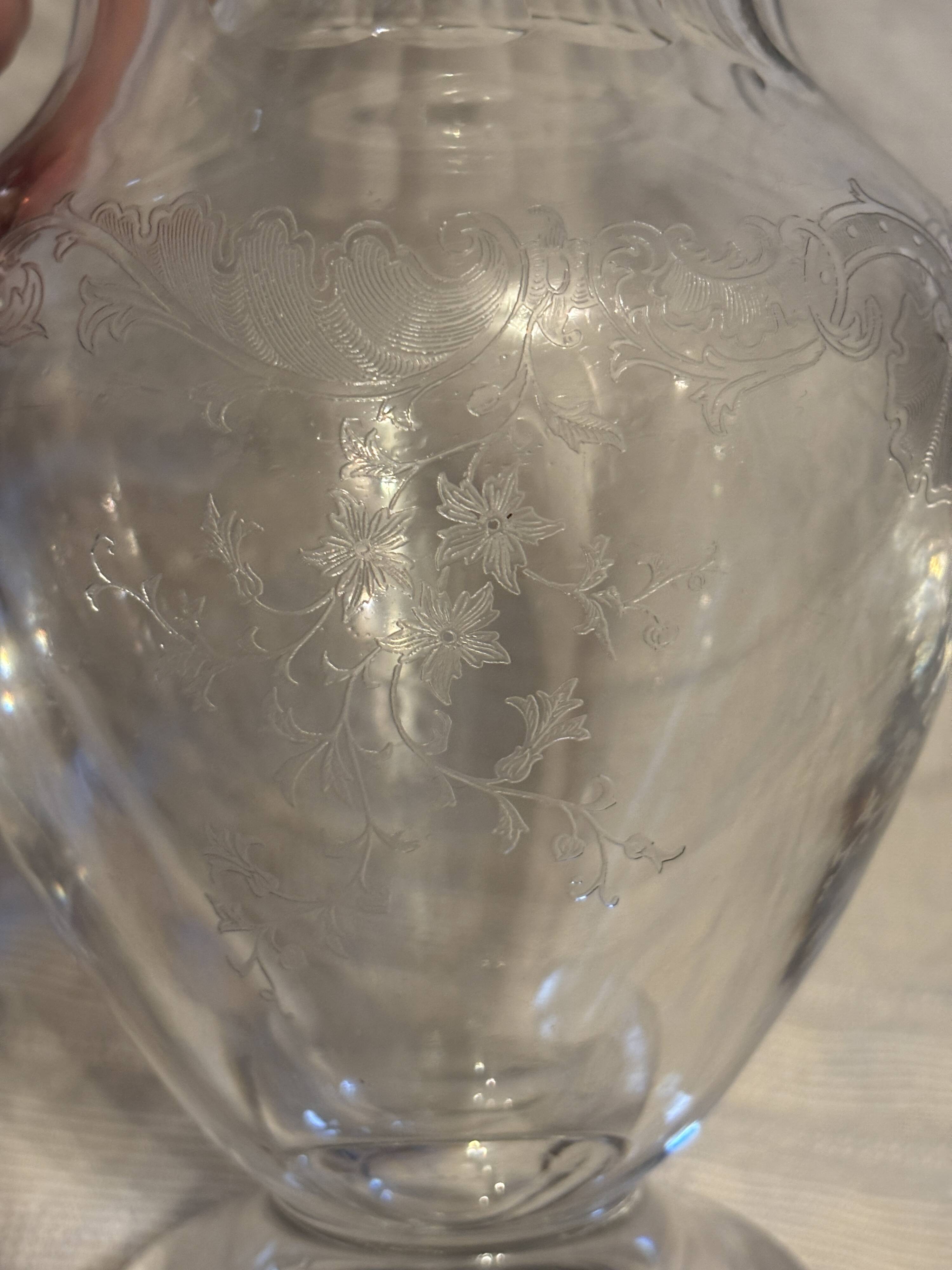 Crystal water jug by Saint-Louis, signed – engraved antique service