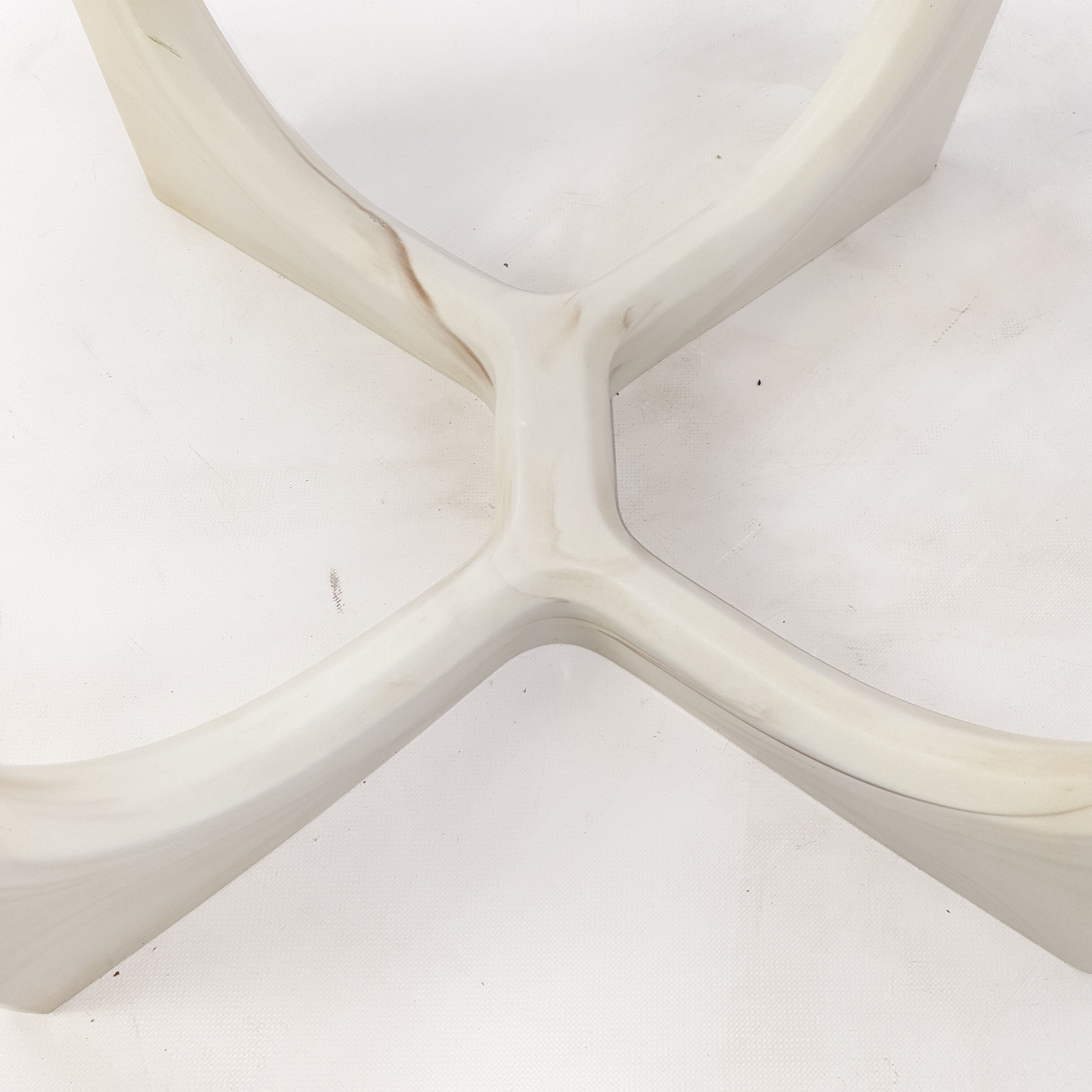 Table basse italienne marmorino du milieu du siècle, années 1950