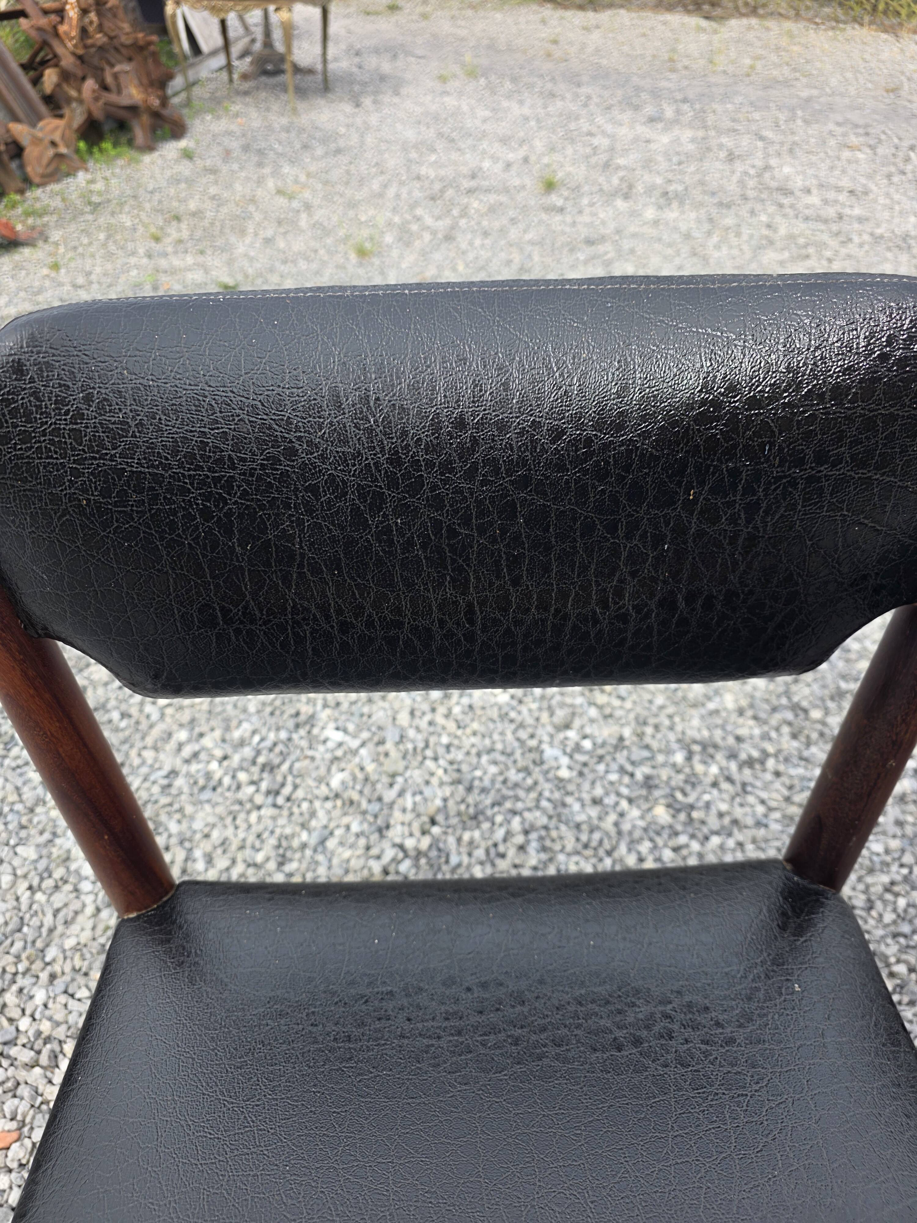 Paire de chaises scandinaves des années 60