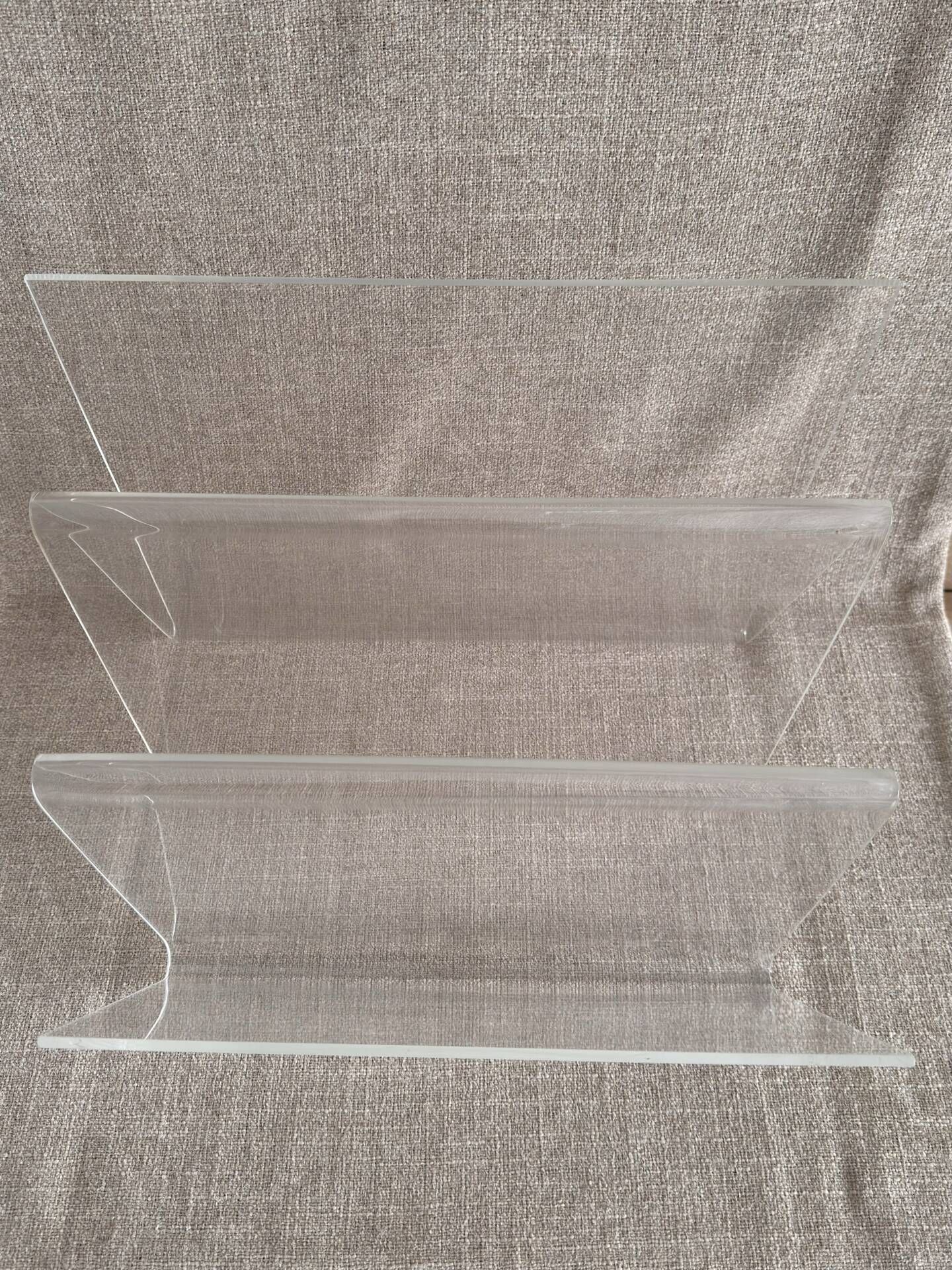 Porte revues magasines en plexiglas zig zag années 80/90