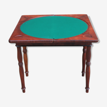 Table to play