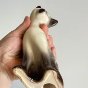 Vintage ceramic chat