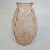 Old pink blown glass soliflore