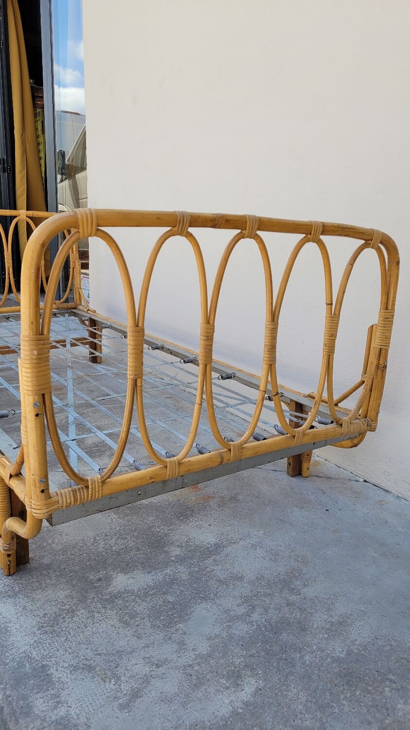 Vintage rattan basket bed 1950