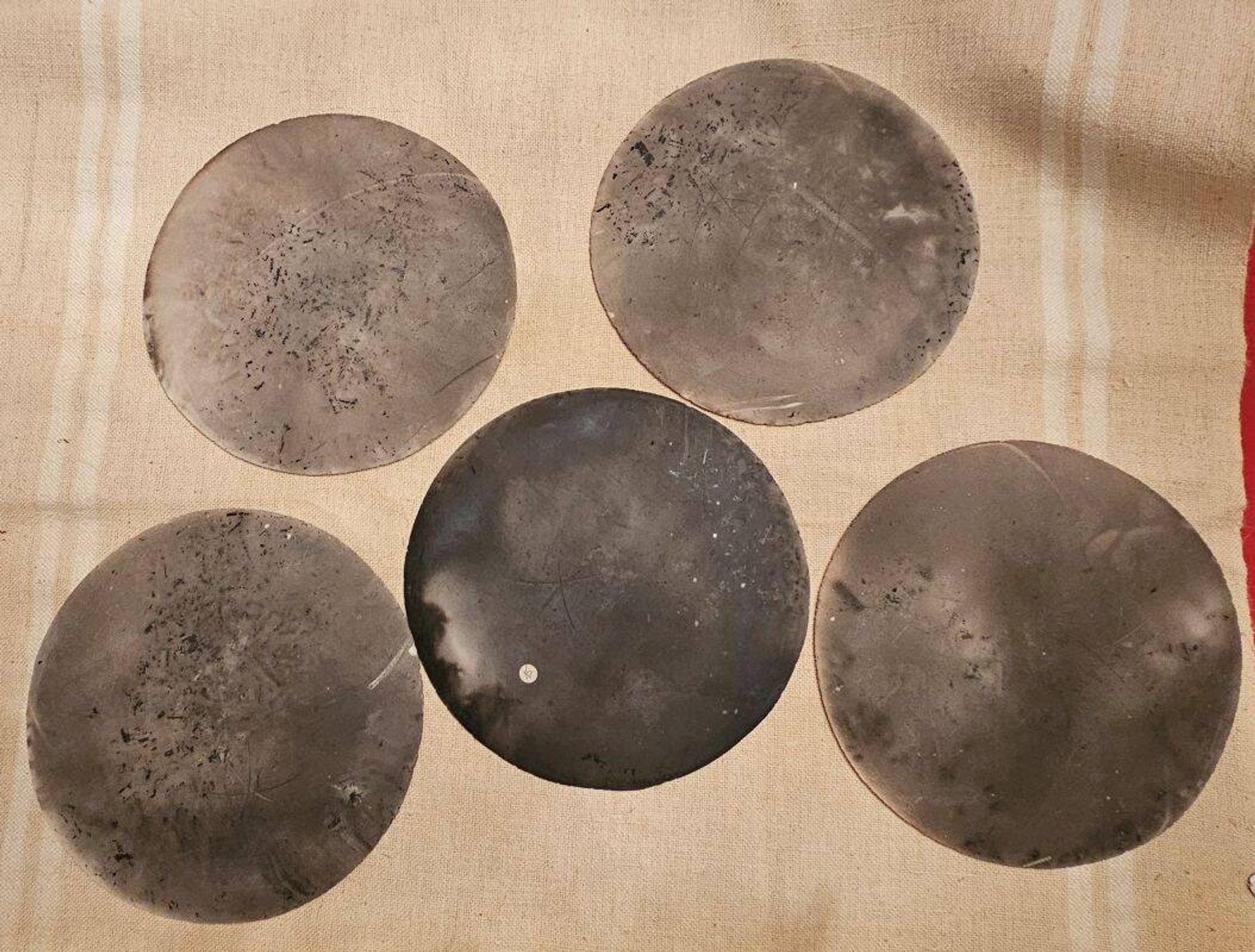 5 assiettes en raku Annie Braut