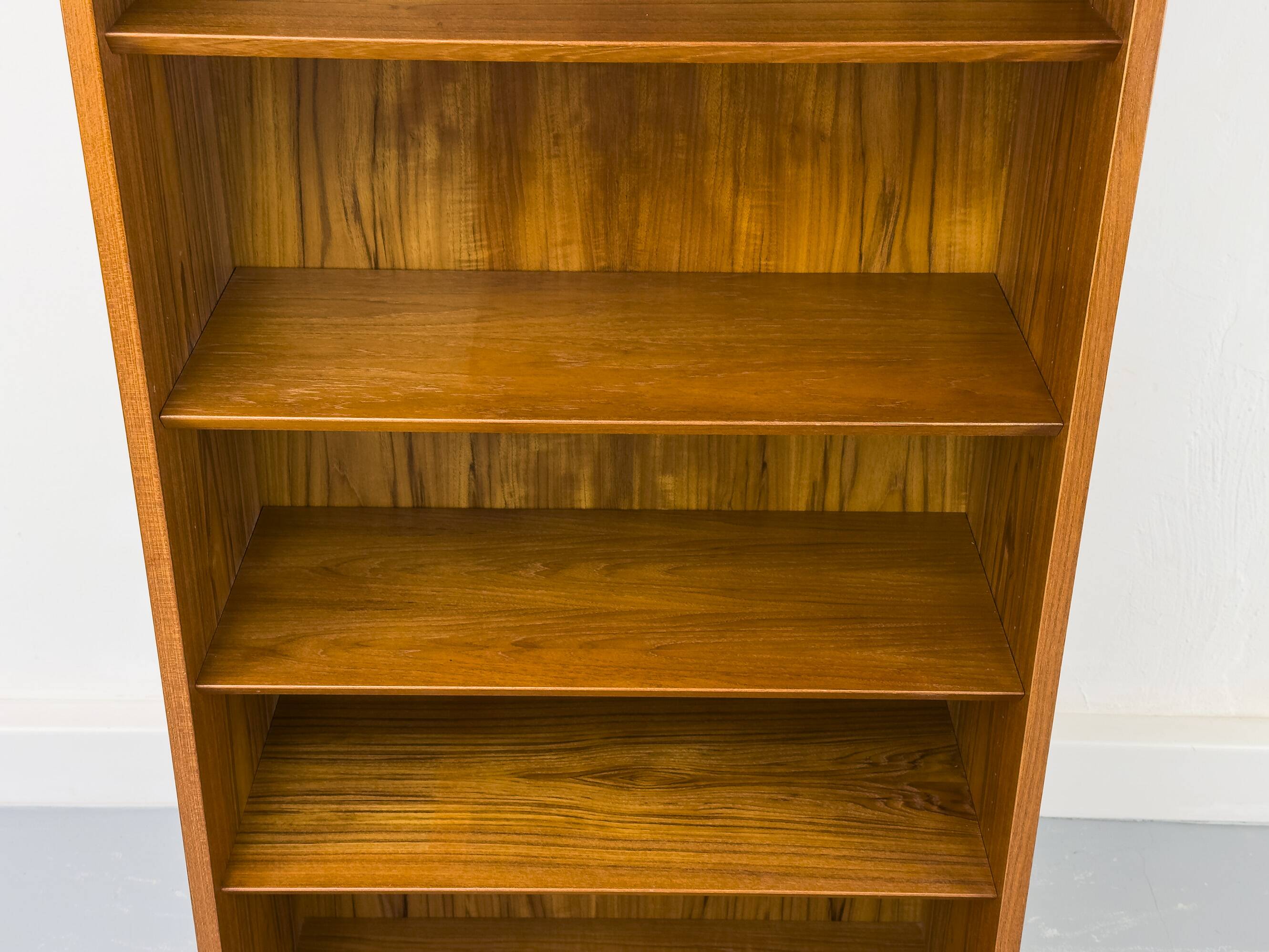 Vintage Teak Bookshelf by Carlo Jensen for Hundevad & Co., 1960s
